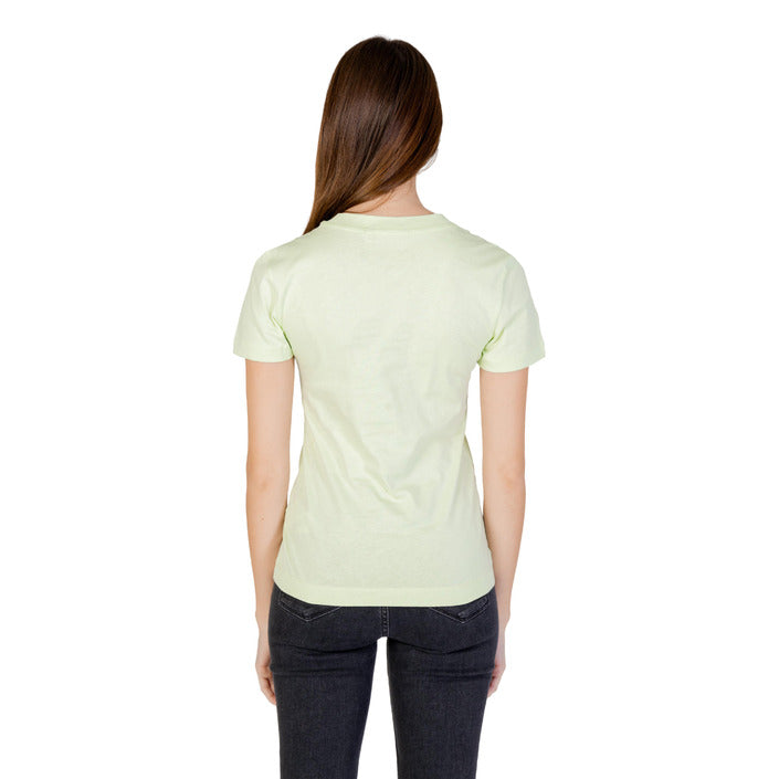 Calvin Klein Jeans - Calvin Klein Jeans Women's T-Shirt